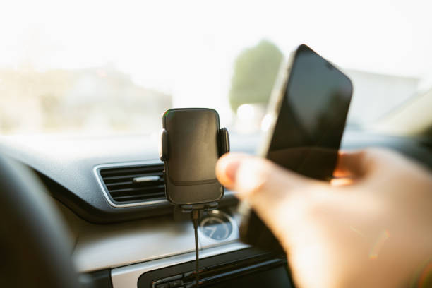 Smart phone charging on wireless car charger